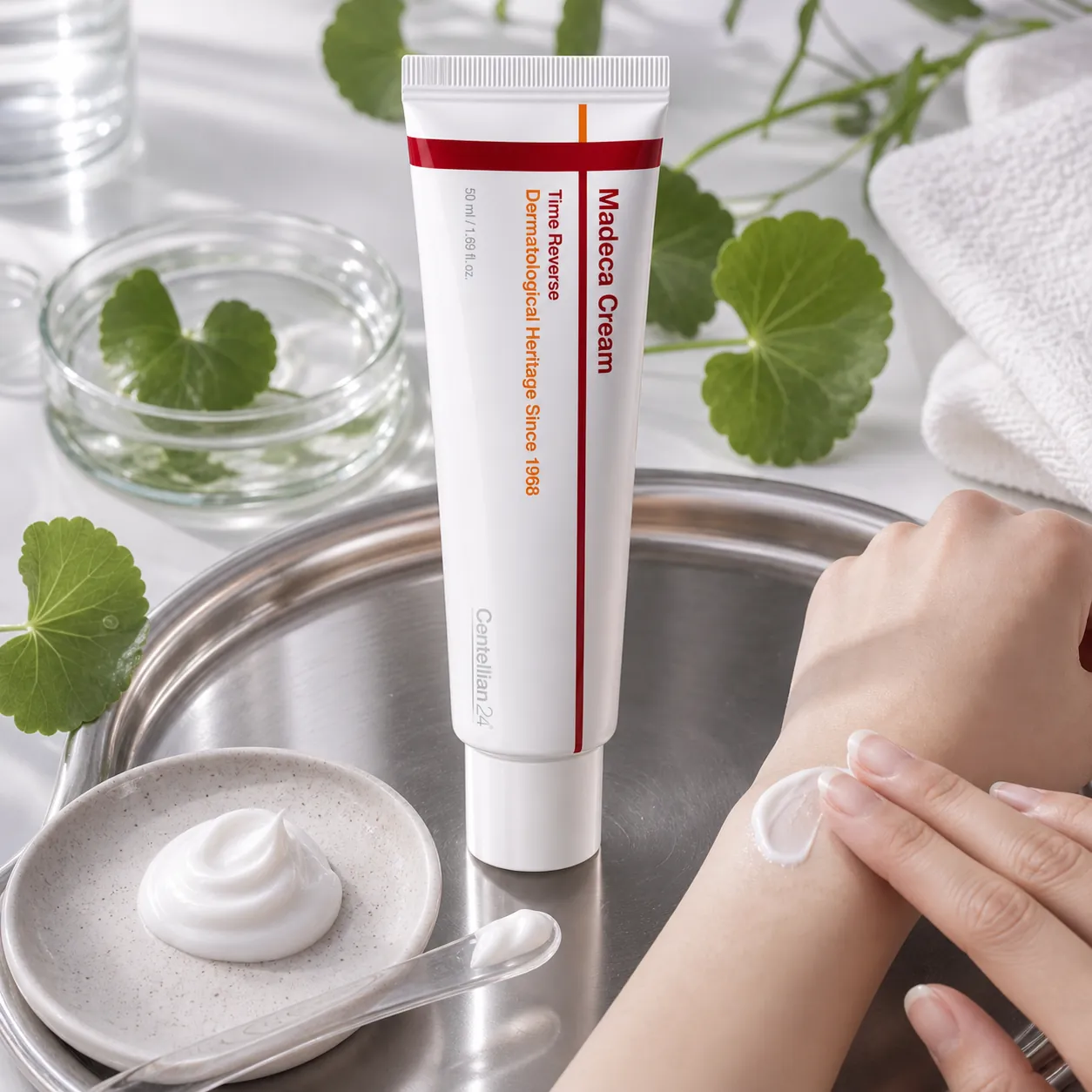 Generated editorial visual for CENTELLIAN 24 Madeca Cream Time Reverse